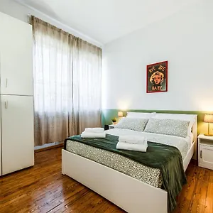apt-15-min-to-duomo-comfortable-for-2-to-4-people.it-lombardy.com/